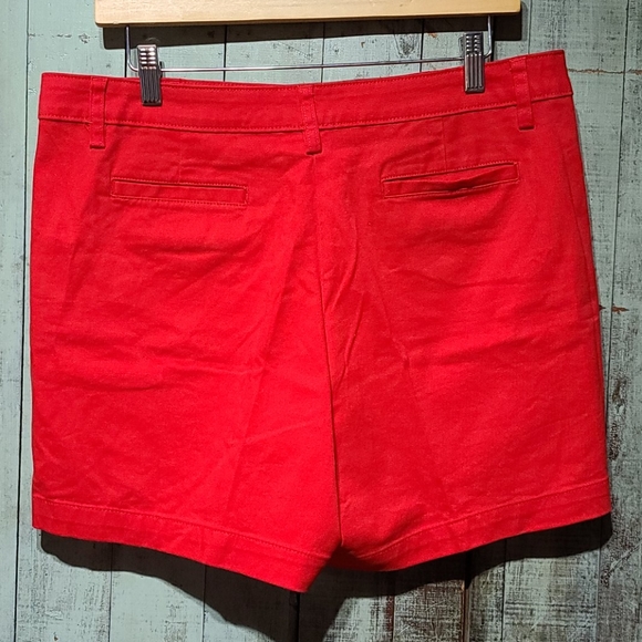 Chaps Sport bright red shorts - Picture 2 of 8